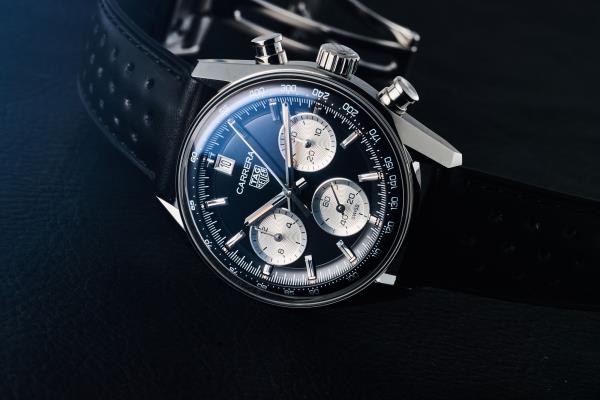 黑色表盘TAG Heuer Carrera 39mm“玻璃盒”