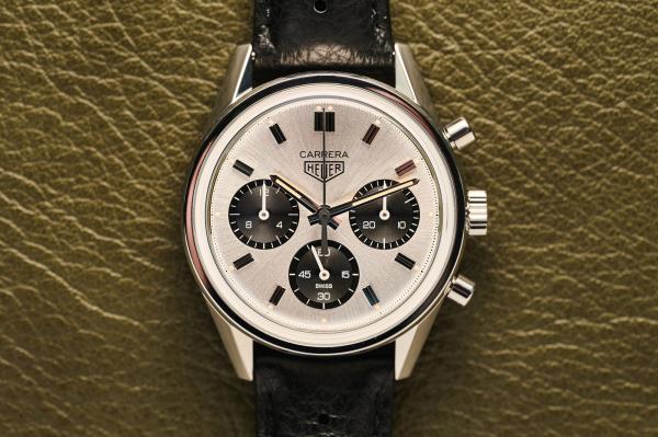 TAG Heuer仍然非常擅长复古致敬，这款60周年纪念卡雷拉证明了为什么