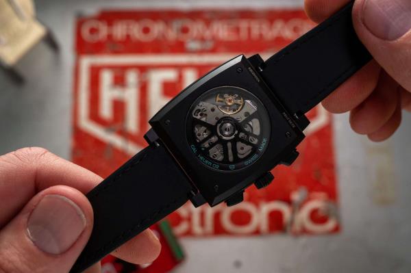 全新TAG Heuer Monaco Skeleton将赛车经典加速推向未来