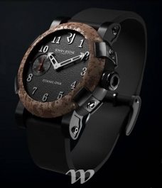 评论“ Romain Jerome Titanic DNA Oxy III黑色；